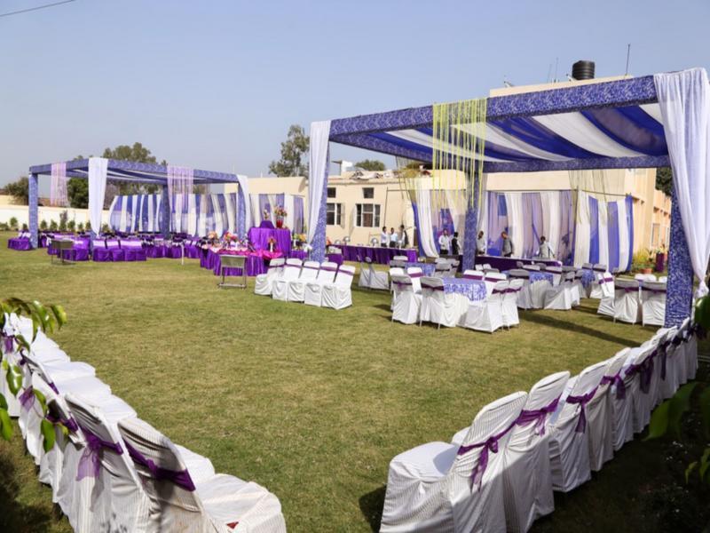 The Baghban Hotel & Resort, Baddi エクステリア 写真