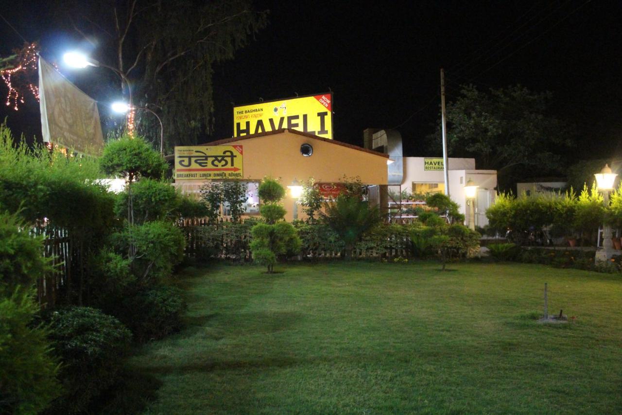 The Baghban Hotel & Resort, Baddi エクステリア 写真