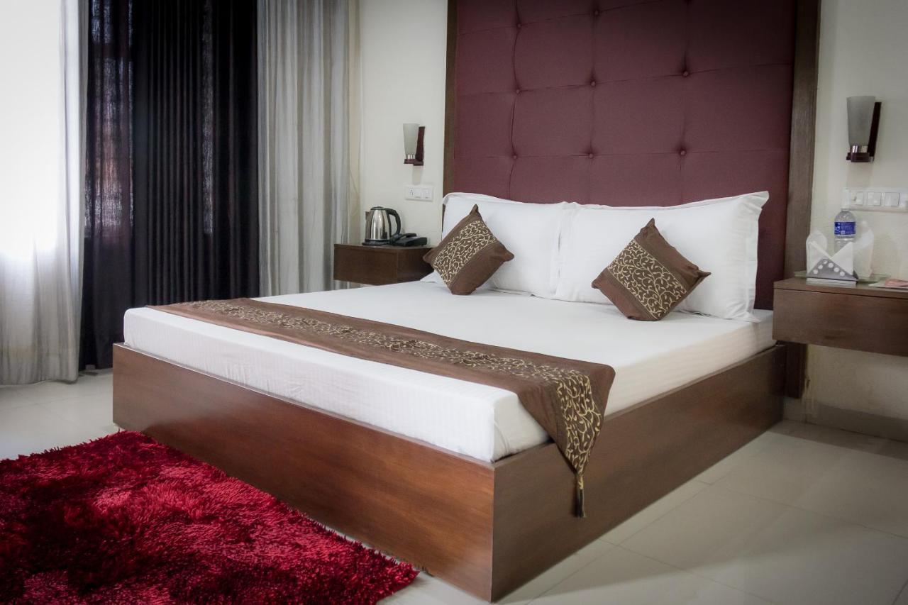 The Baghban Hotel & Resort, Baddi エクステリア 写真