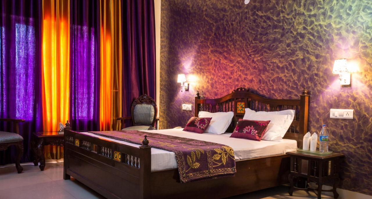 The Baghban Hotel & Resort, Baddi エクステリア 写真